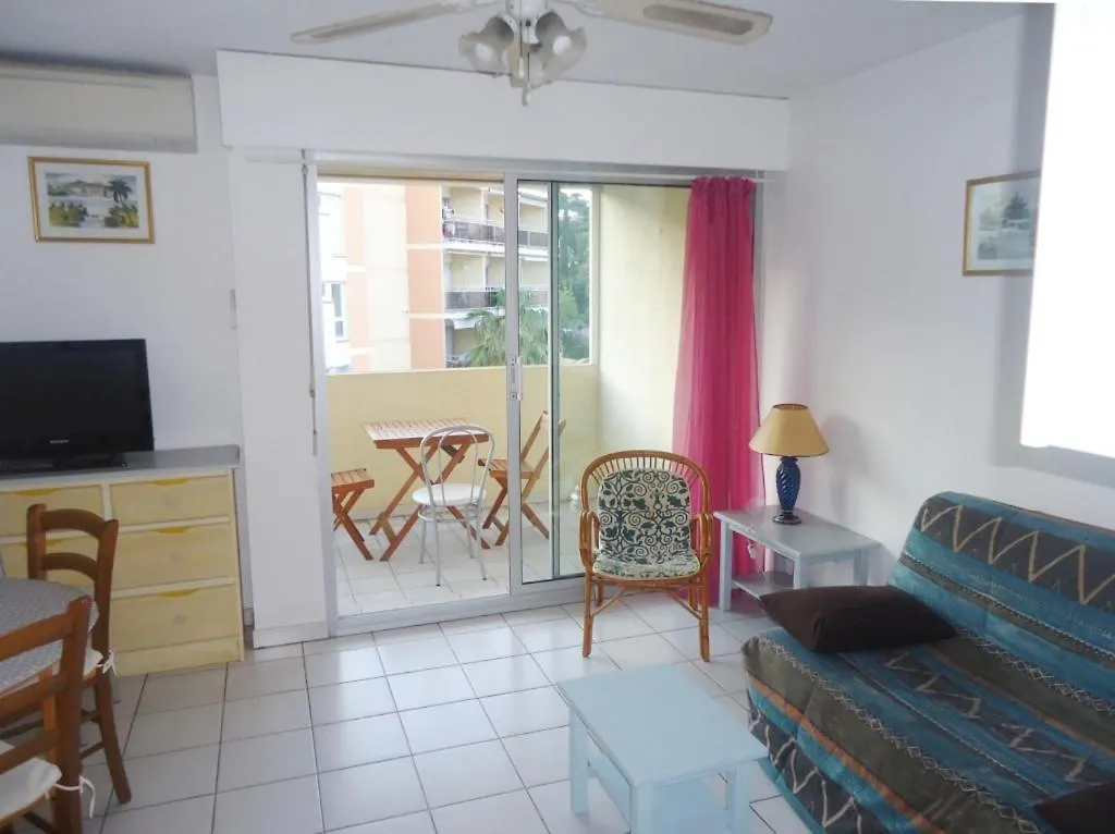 Appartement 2 pièces climatisé, 300m plages, piscine Cavalaire-sur-Mer Francia